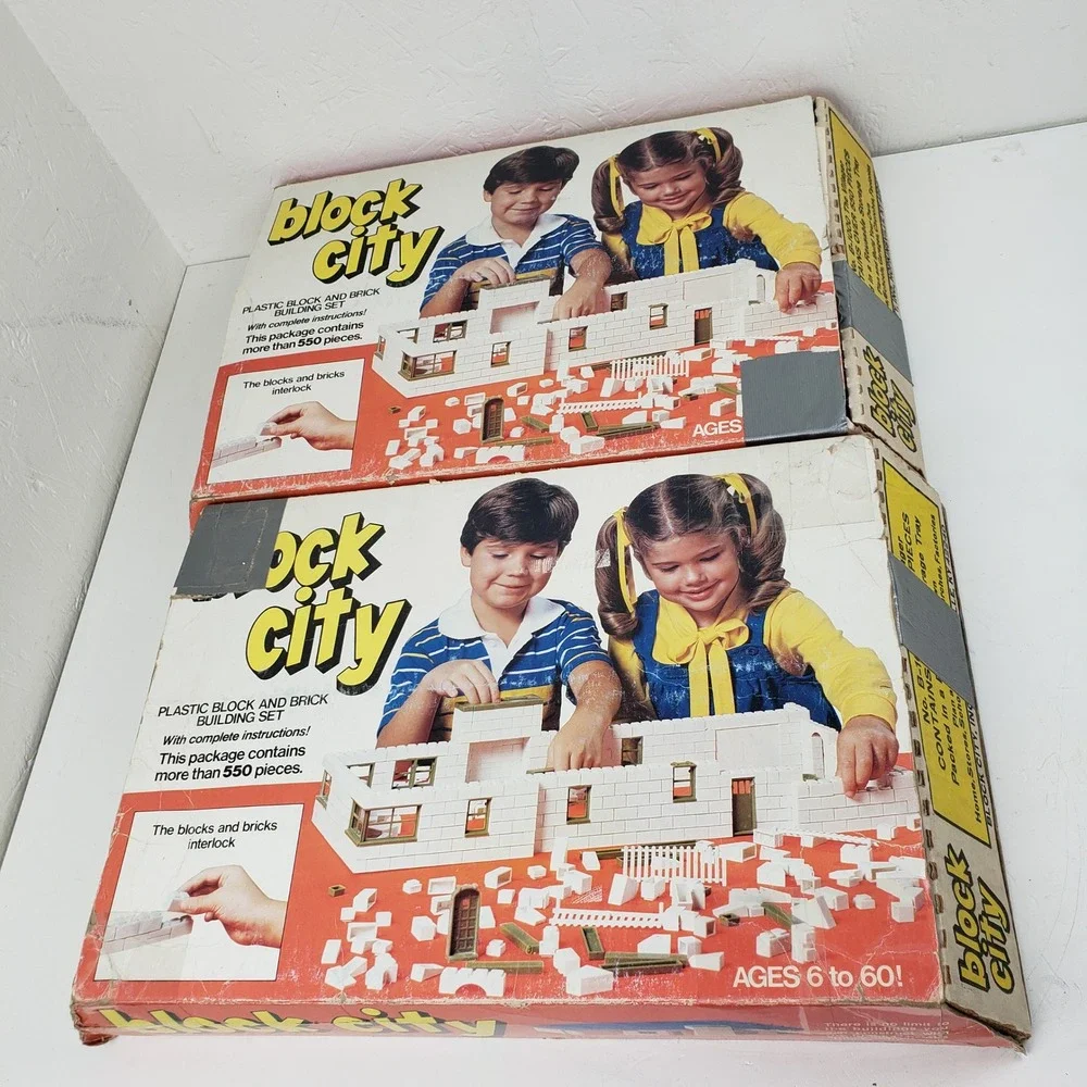 2 Boxes Vintage Block City B-1000 The Villager Plastic Building Sets Uncounted